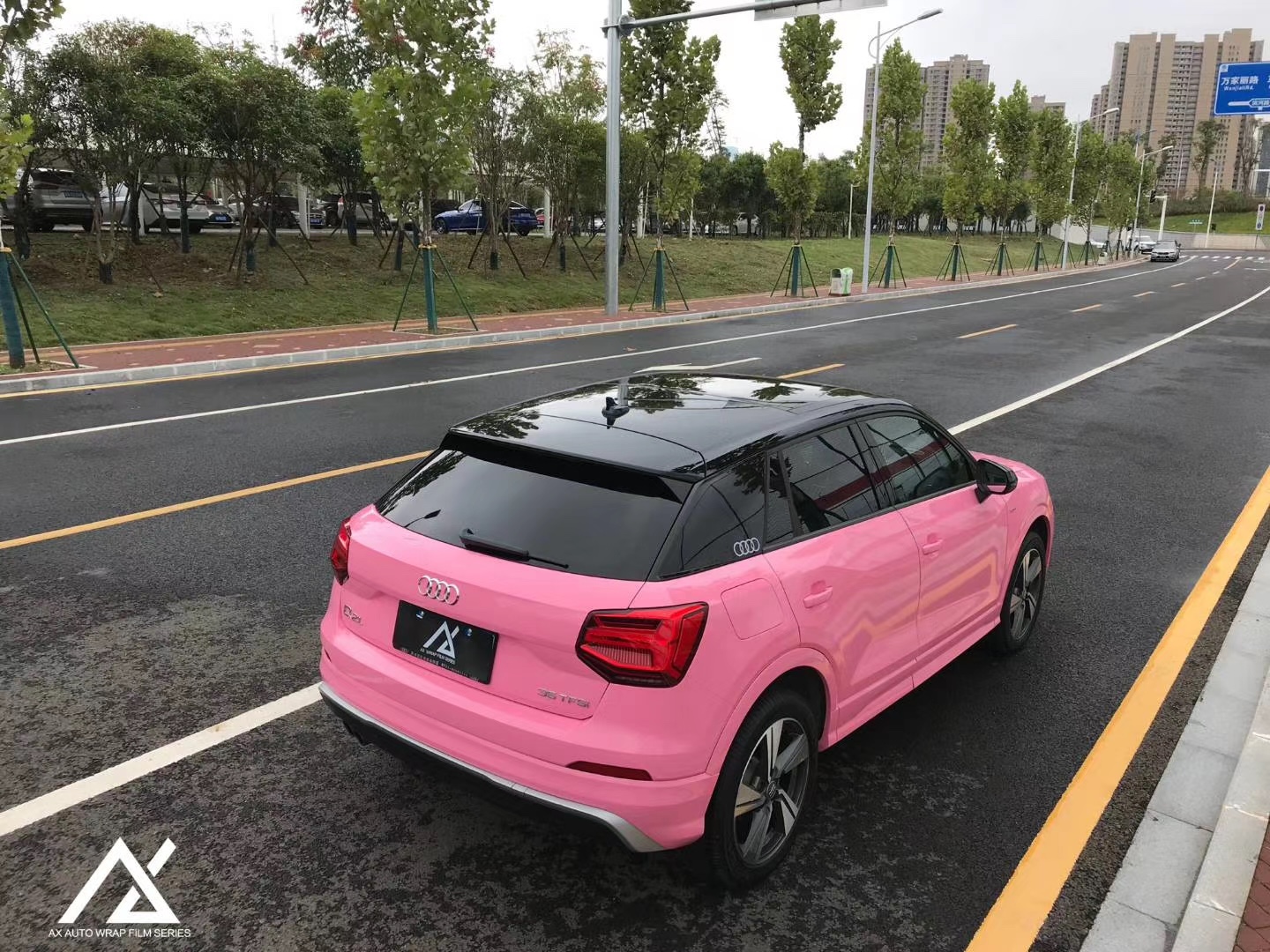 AX WRAP FILM GLOSS LIGHT PINK – HỒNG BÓNG NHẸ AUDI Q2 AX WRAP FILM GLOSS LIGHT PINK – HỒNG BÓNG NHẸ AUDI Q2