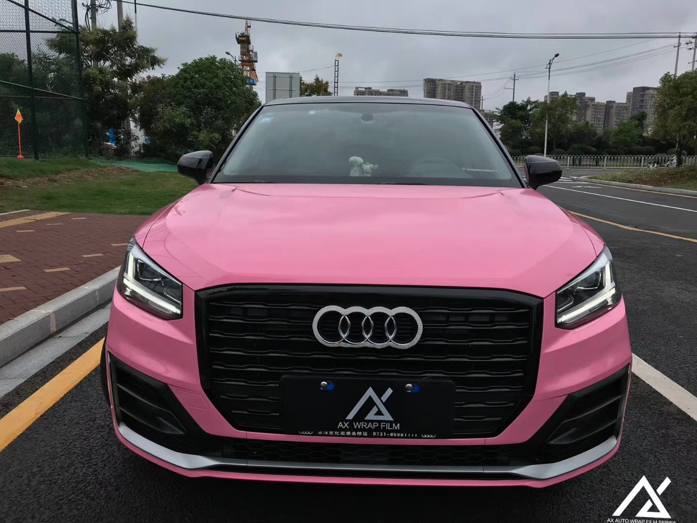 AX WRAP FILM GLOSS LIGHT PINK – HỒNG BÓNG NHẸ AUDI Q2